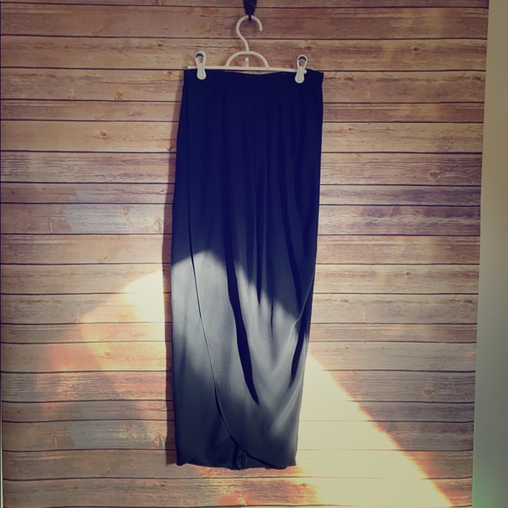 Amanda Uprichard Black skirt with slit. 100% silk.